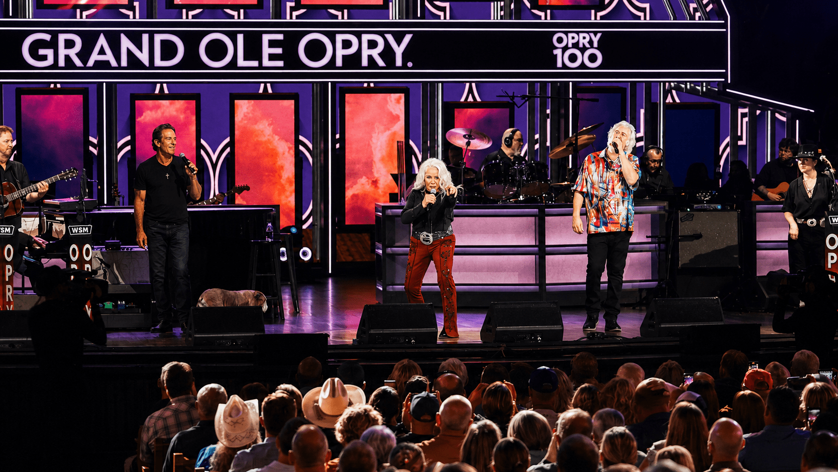 Dennis Quaid and T. Graham Brown join Tanya Tucker for “Delta Dawn” at the Grand Ole Opry